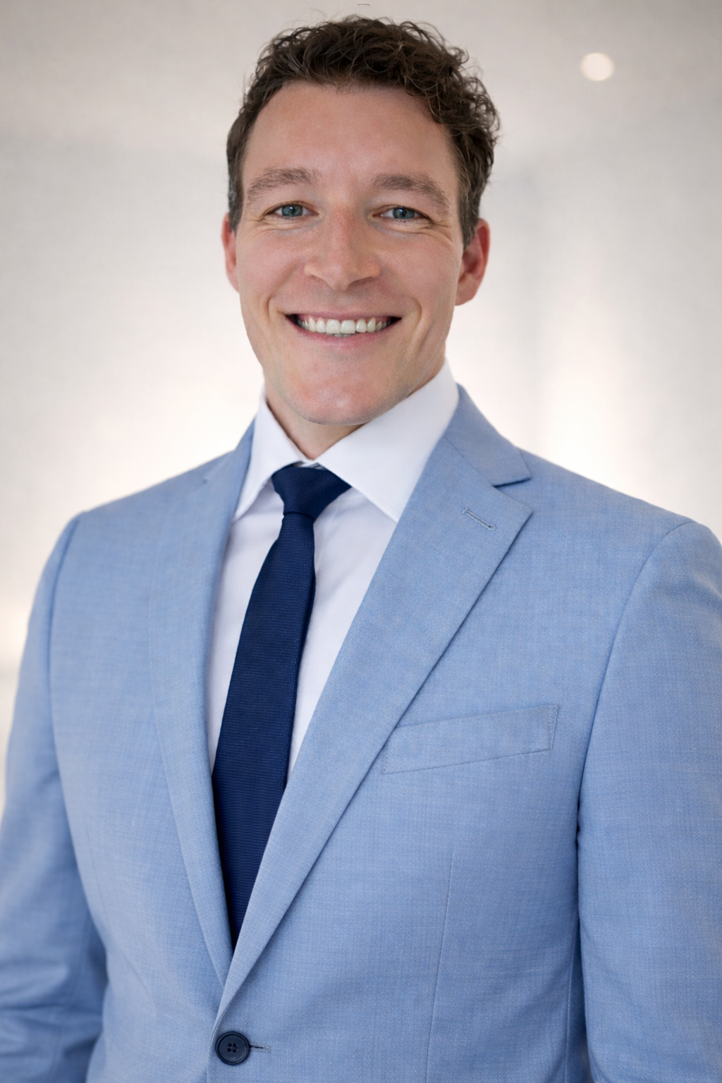 Eik – Geschäftsführer & Kundenmanagement